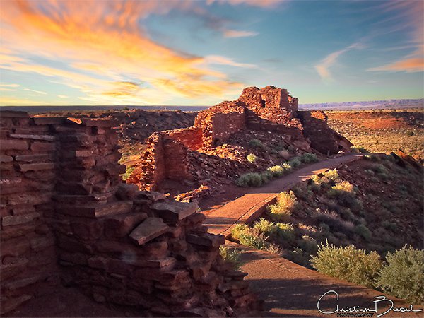 Wupatki Pueblo at sunset