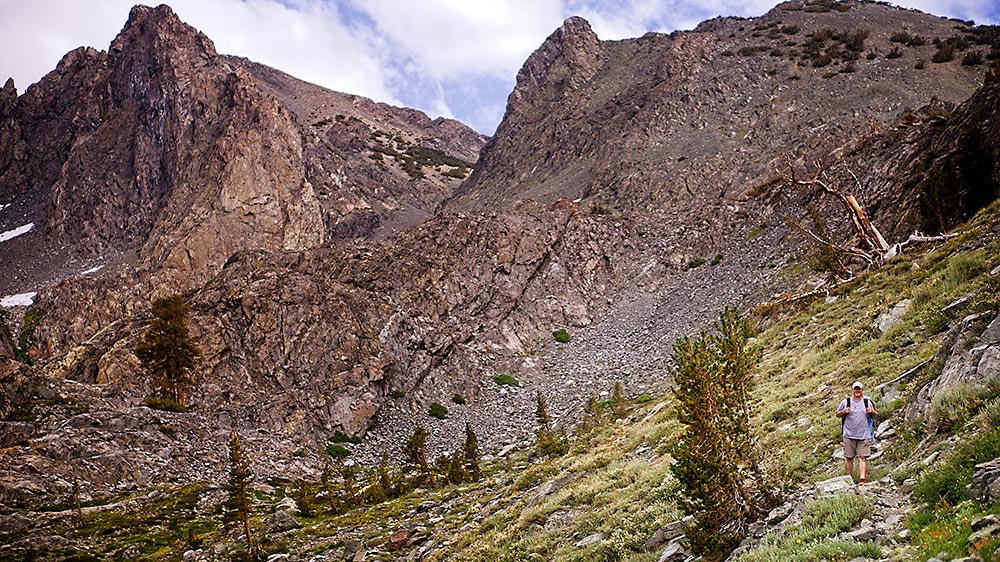 Minaret Lake Hike - in the wildernes