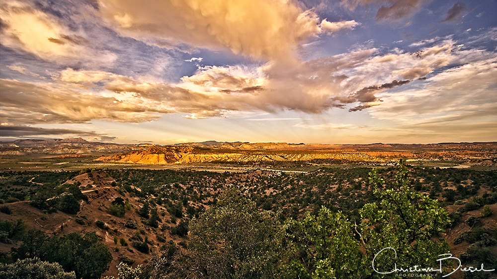 View from Skutumpah Road to the Grand Staircase